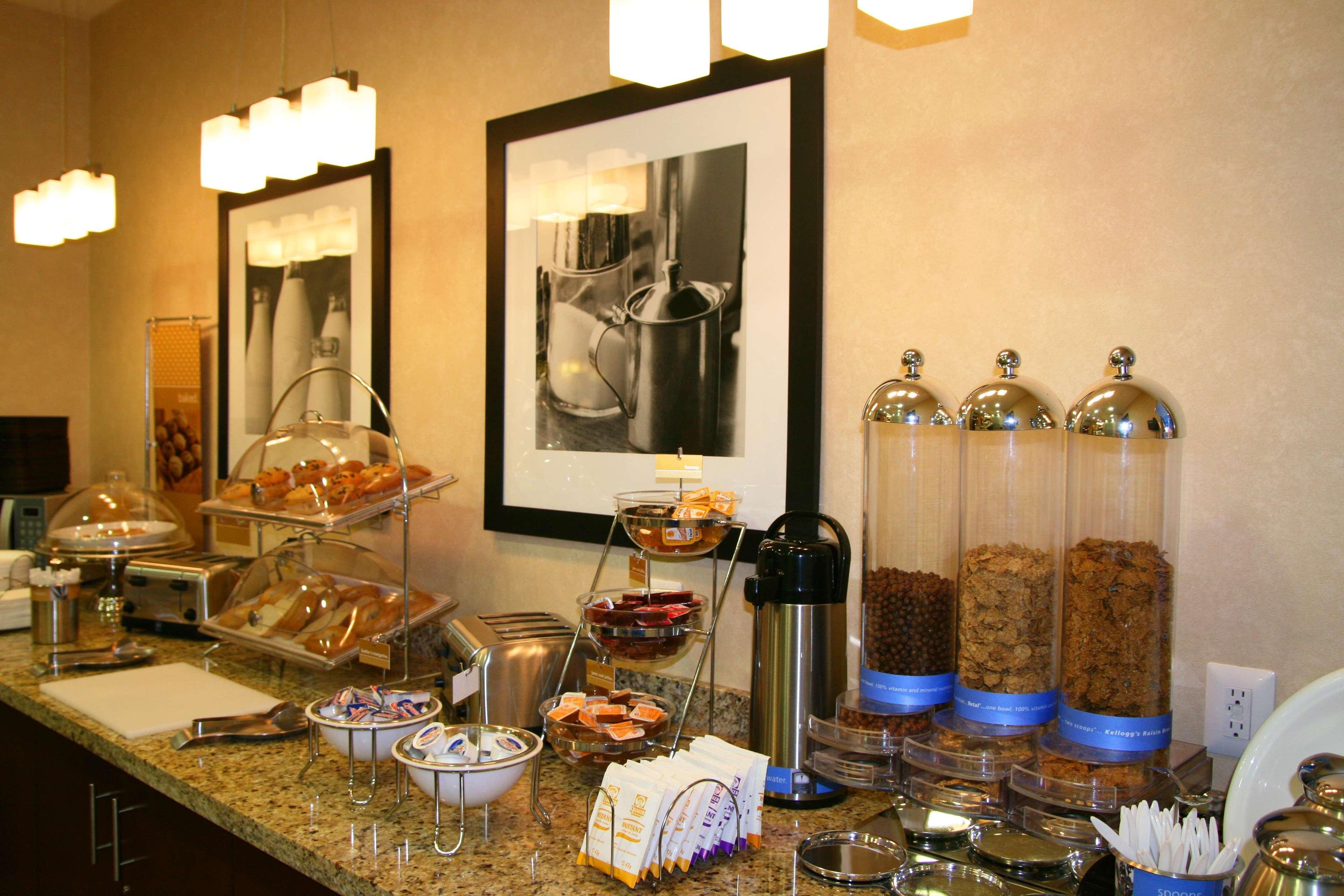 Hampton Inn & Suites Mexico City - Centro Historico Restaurang bild